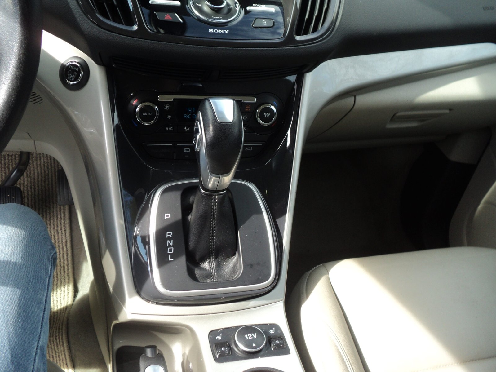 Ford C-Max SEL Hybrid