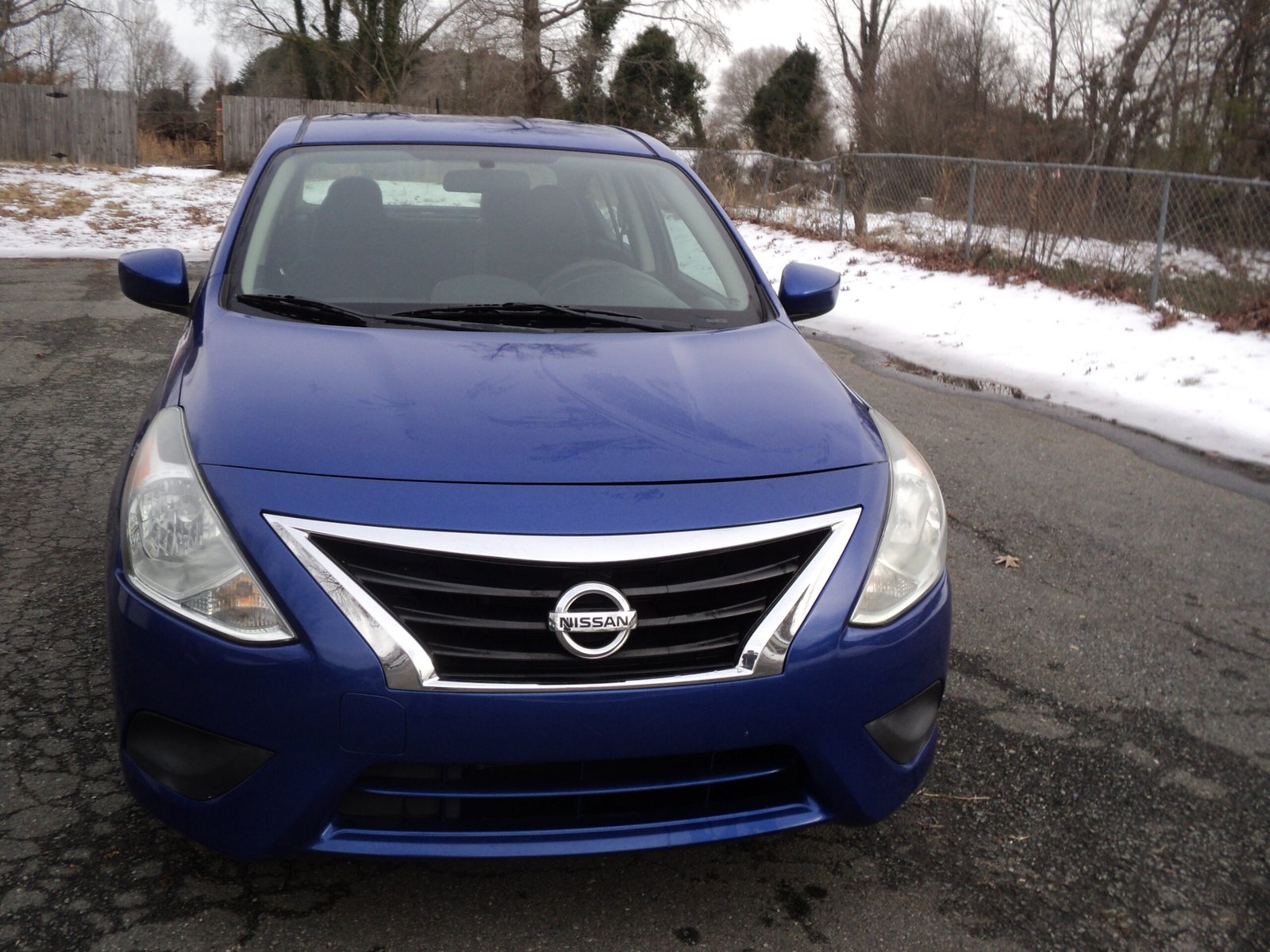 NISSAN VERSA