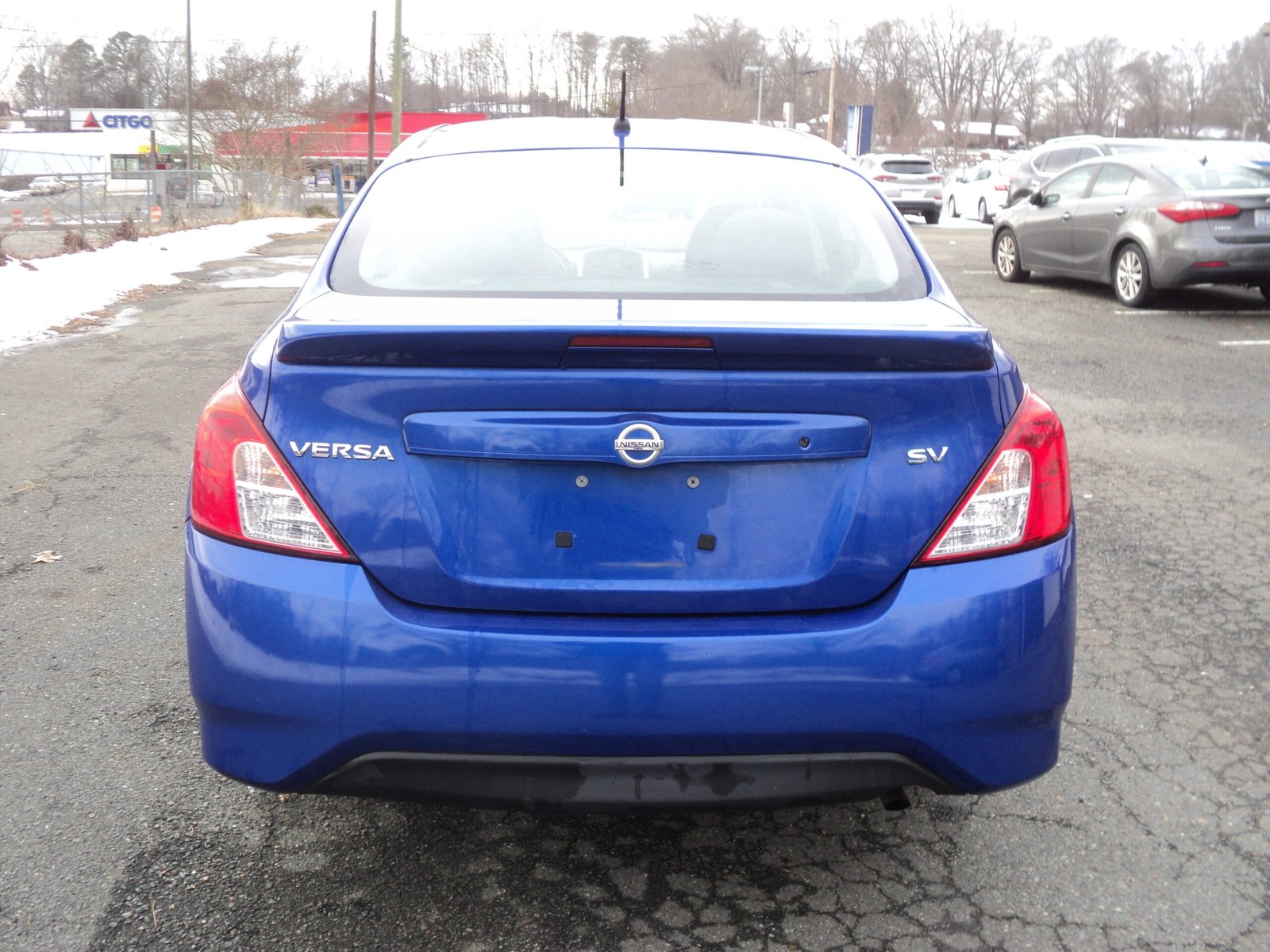 NISSAN VERSA